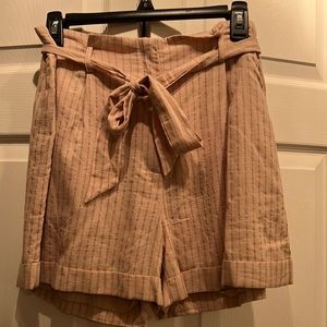 Khaki pinstripe linen shorts - Boutique brand